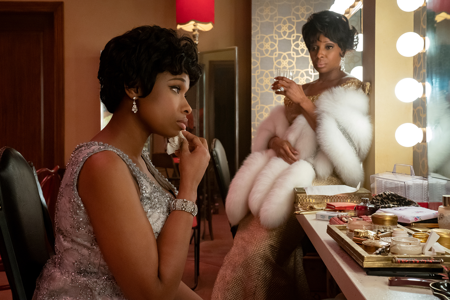 R_09165_RCJennifer Hudson stars as Aretha Franklin and Mary J. Blige as Dinah Washington inRESPECT A Metro Goldwyn Mayer Pictures filmPhoto credit: Quantrell D. Colbert